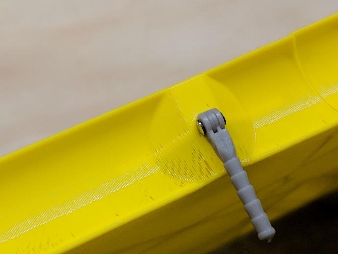 Hinge pins aligned with the aileron hingeline