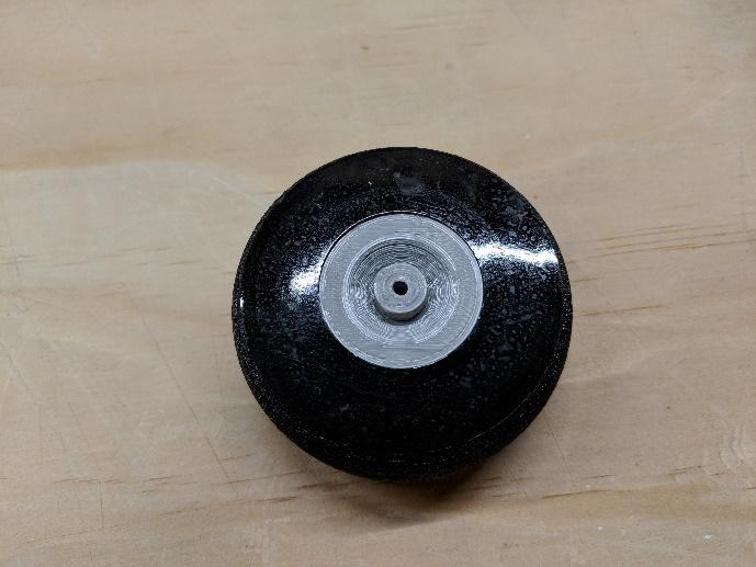 Main wheel hub halves