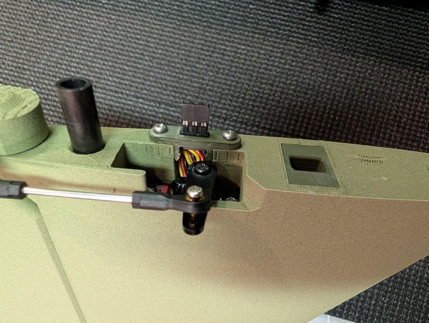 Male connector holder at the root