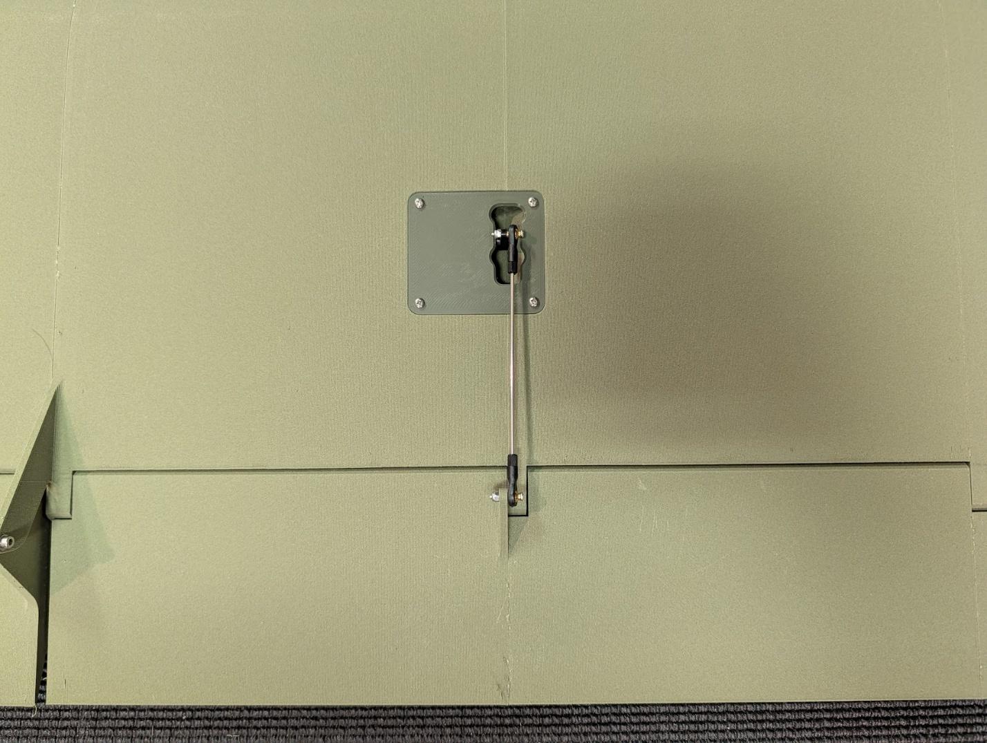 Aileron servo installed in the wing