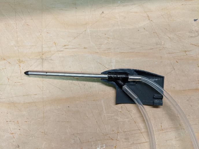 Pitot probe tubes trimmed