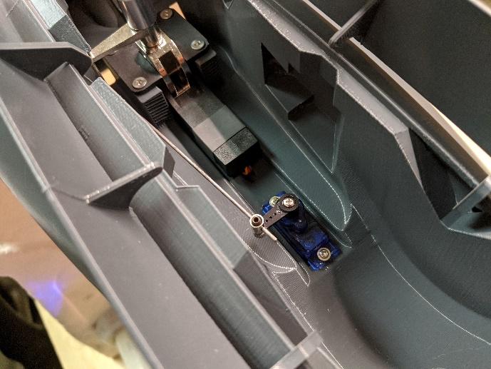 Pushrod secured with an ez-link
